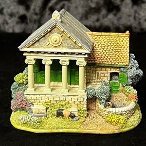 Lilliput Lane | The Pigsty | Collectors' Club